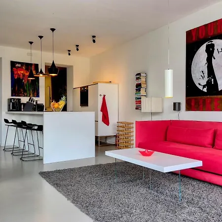 Studios Lychen Lychen